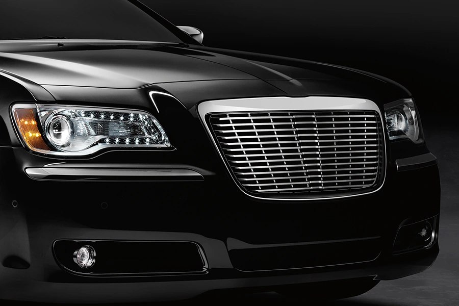 Ավտոմոբիլային վանդակաճաղ. որտեղ դիզայնի ինքնությունը համապատասխանում է ինժեներական ճշգրտությանը